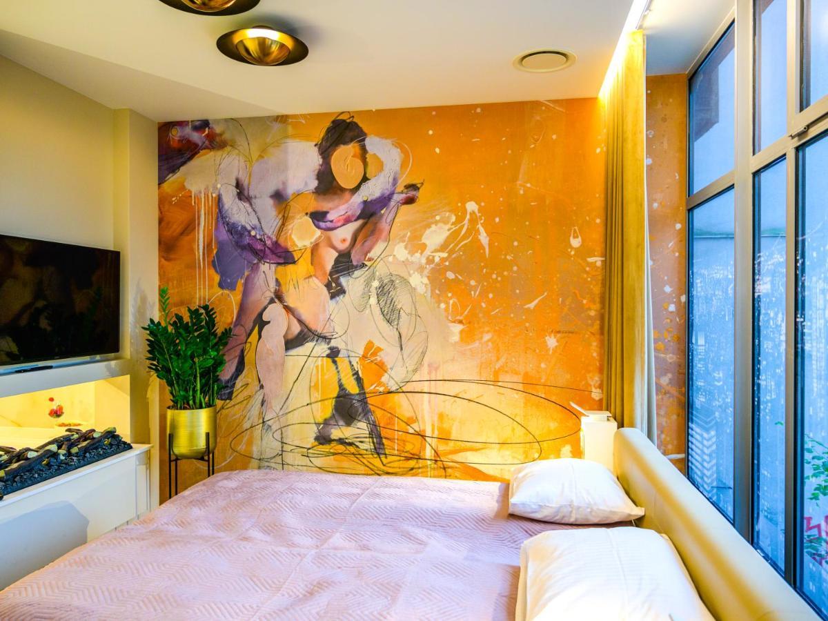 Pietryna Apartments Luxury - Sauna , Jacuzzi , Bezposrednio Przy Ul Piotrkowskiej 罗兹 外观 照片