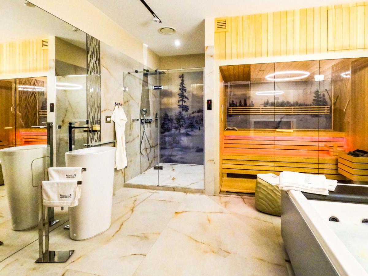 Pietryna Apartments Luxury - Sauna , Jacuzzi , Bezposrednio Przy Ul Piotrkowskiej 罗兹 外观 照片