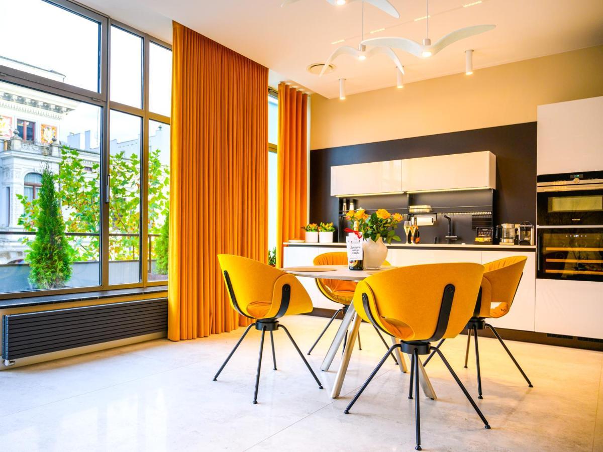 Pietryna Apartments Luxury - Sauna , Jacuzzi , Bezposrednio Przy Ul Piotrkowskiej 罗兹 外观 照片